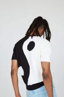 Yin & Yang Knitted T-Shirt -JADEDLDN Sales JADEDMAN6364