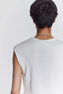 Thesis Tank -JADEDLDN Sales MENSECCOM 241195