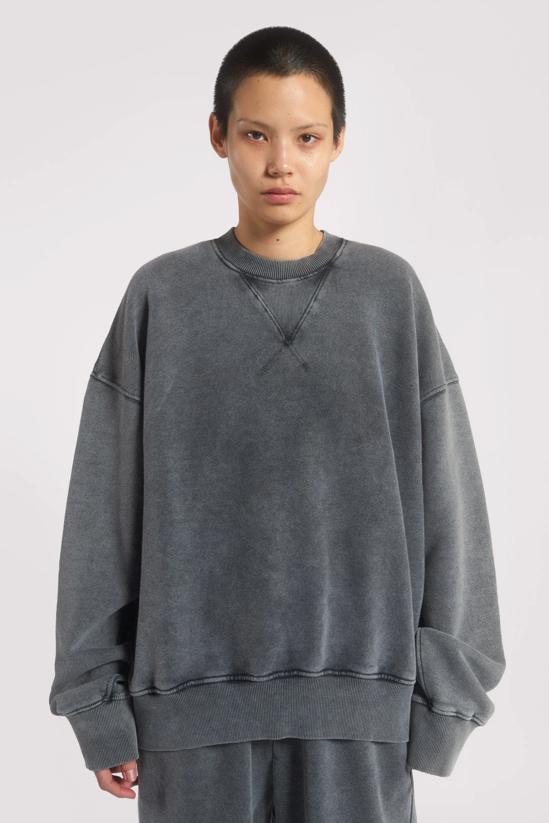 NTRLS Chrome Grey Crew Neck Sweatshirt 6 NTRLS Chrome Grey Crew Neck Sweatshirt - Image 4