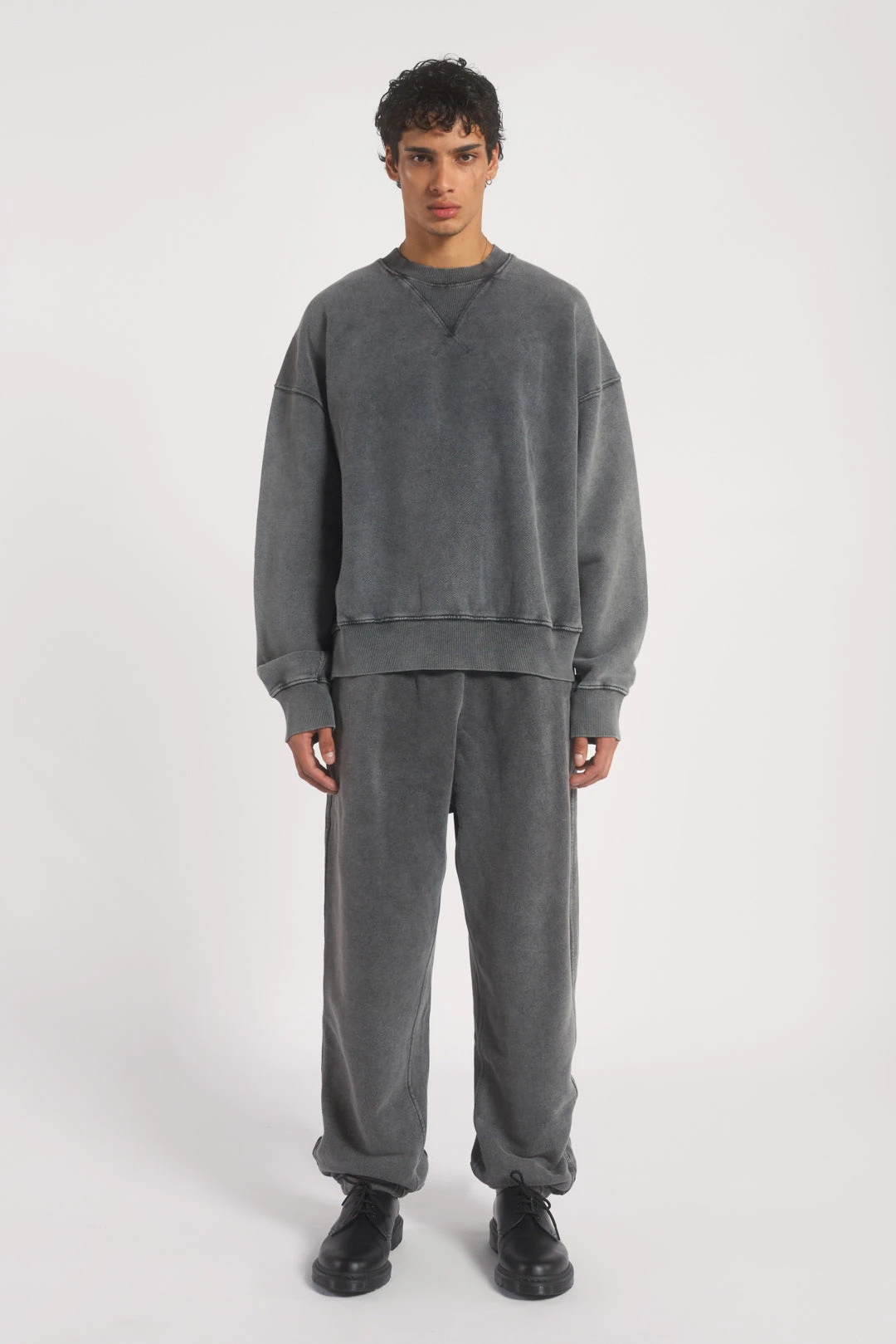 NTRLS Chrome Grey Crew Neck Sweatshirt 13 NTRLS Chrome Grey Crew Neck Sweatshirt - Image 11