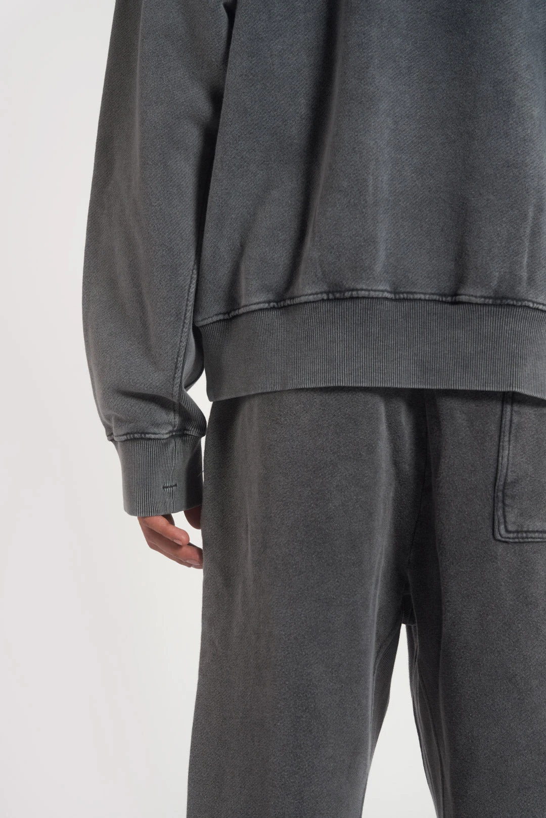 NTRLS Chrome Grey Crew Neck Sweatshirt 10 NTRLS Chrome Grey Crew Neck Sweatshirt - Image 8